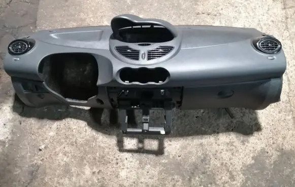Renault Twingo II Dashboard 985252826R