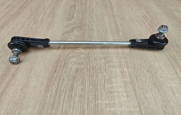 BMW 4 G22 G23 G24 G26 Front anti-roll bar/stabilizer link 6893359
