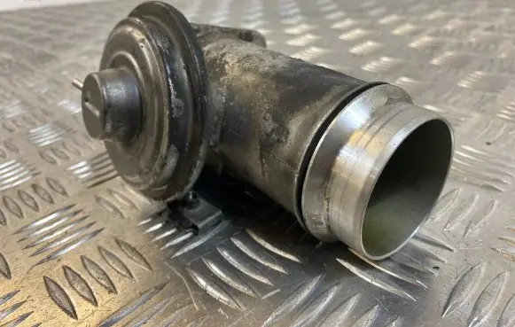 BMW X3 E83 EGR valve 7792077