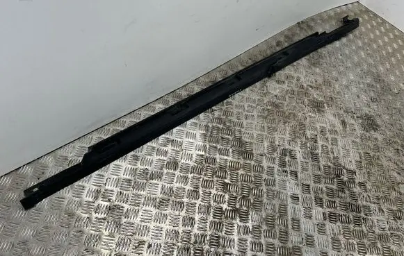 Subaru Forester SK Sill 91112SJ320