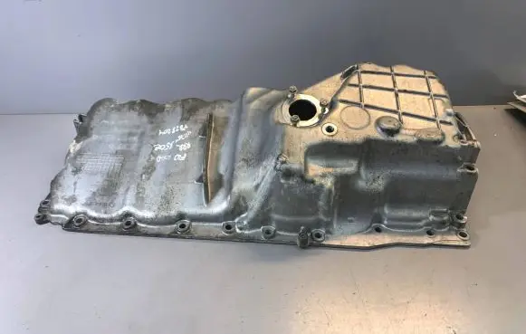 BMW 5 F10 F11 Oil sump 11137823204 7823204 11138595458