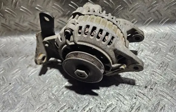 Mazda 323 Generator/alternator A2T05772