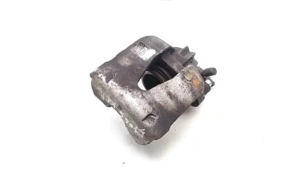 Volkswagen Polo VI Front brake caliper VCF117