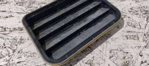 Porsche Cayenne (92A) Quarter panel pressure vent 7PP819181A