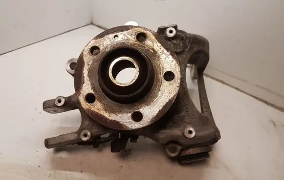 Audi A4 S4 B8 8K Rear wheel hub spindle/knuckle 8K0505436AA 8K0505482AR
