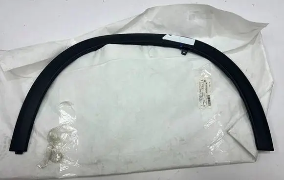 Mercedes-Benz EQE x294 Front arch trim A2948809401 979344