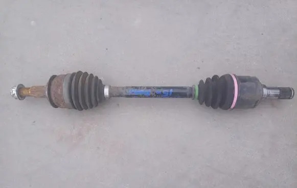 Mazda 3 II Front driveshaft