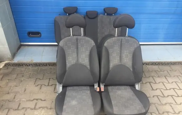 KIA Rio Second row seats 