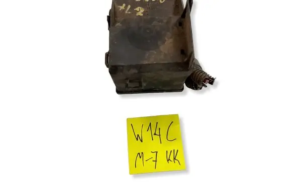 Opel Astra G Fuse module 90560110