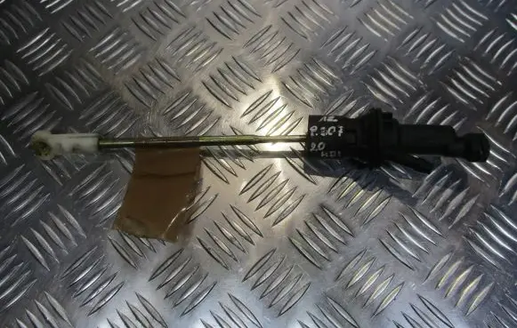 Peugeot 307 Clutch slave cylinder 