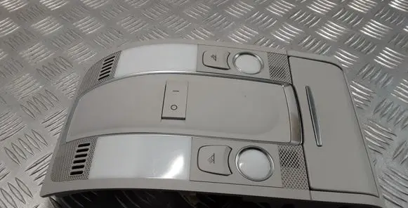 Audi A6 S6 C6 4F Front seat light 4F0947135BQ