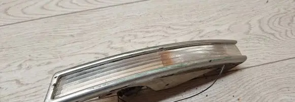 Front indicator light