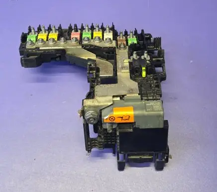 Citroen C4 II Battery control module 9805119280 0805119280 6E10902601000