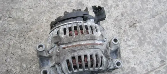 Mercedes-Benz E A207 Generator/alternator A2721540002