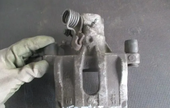 Volvo V50 Rear brake caliper