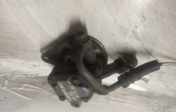 Mazda 323 Power steering pump 731722