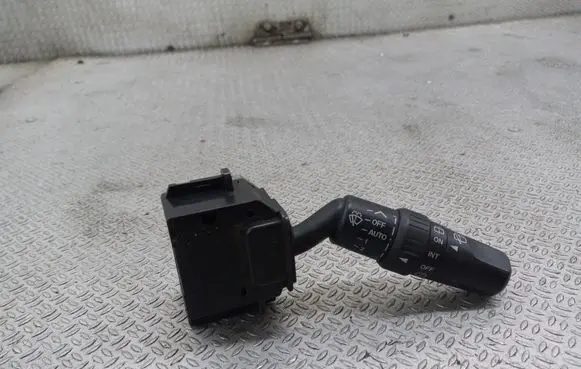 Mazda 3 I Wiper control stalk 17D682