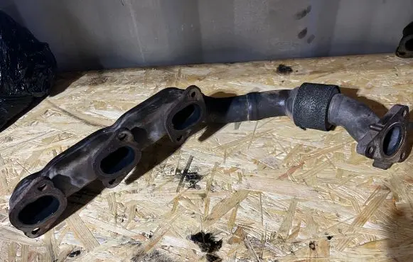 Jeep Grand Cherokee (WK) Exhaust manifold 6421420002