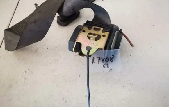 Audi A6 S6 C5 4B Front seatbelt 4b0857706a