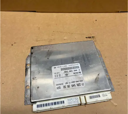 Mercedes-Benz S W220 ESP (stability system) control unit A2205453532 0265109745 DKKP29110094