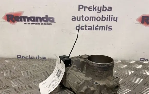 Volkswagen Golf V Throttle valve 03C133062A