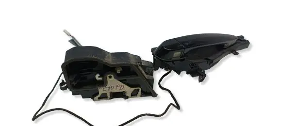 BMW X5 E70 Front door lock 