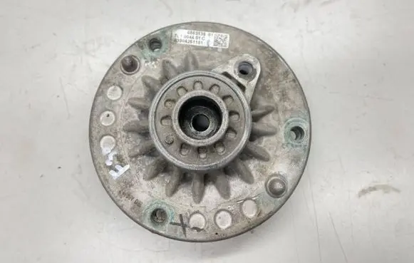 BMW 3 F30 F35 F31 Front upper strut mount 6863135 A1304261151 787004401C