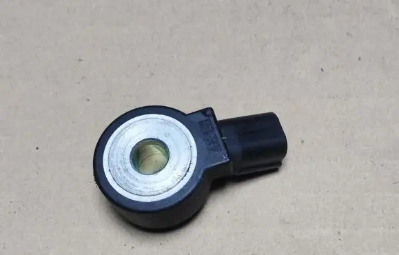 Detonation knock sensor