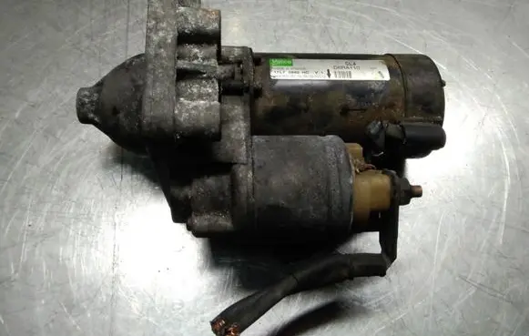 Citroen C4 I Picasso Starter motor D6RA110 11L70992HC