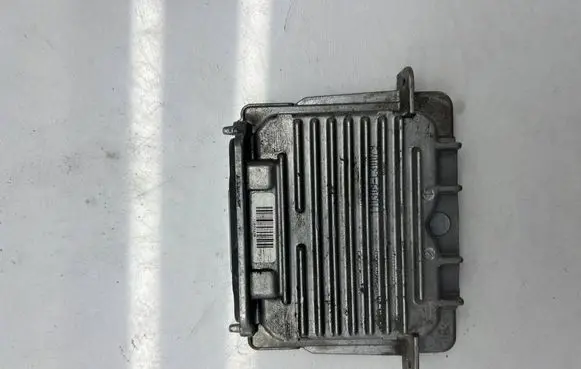 Volvo V60 Headlight ballast module Xenon 89089852