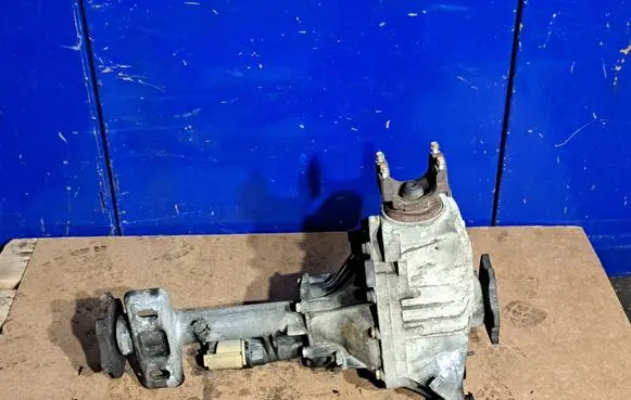 Chevrolet Tahoe Front differential 40012681 40012681F