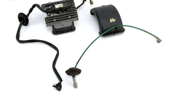 Mercedes-Benz SL R129 Heater blower fan relay A1298200210 1298200210