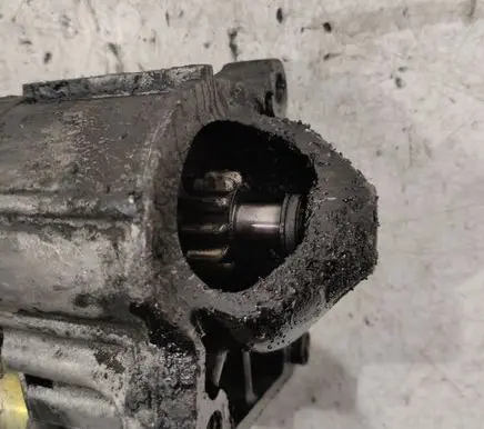 Renault Scenic I Starter motor D7R35 135MB