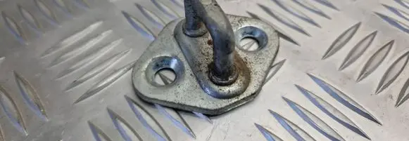 Toyota Corolla E120 E130 Front door lock loop/hook striker 
