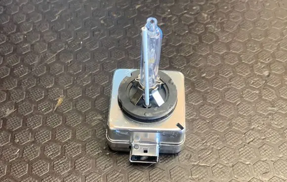 BMW X1 E84 Headlight part 89034437 721030