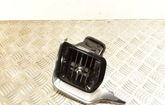 Volvo S60 Dashboard side air vent grill/cover trim 31477875 31477170