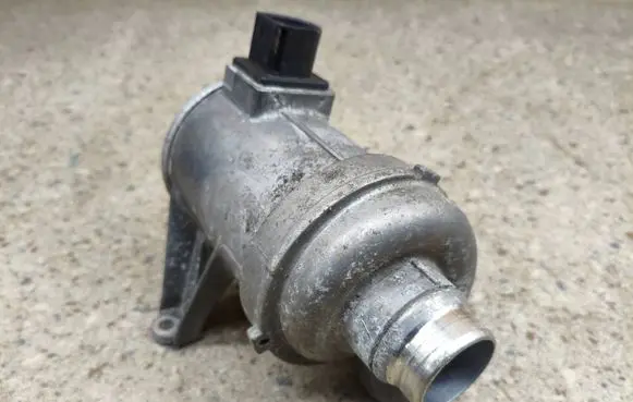 Volvo XC40 Water pump 31368715