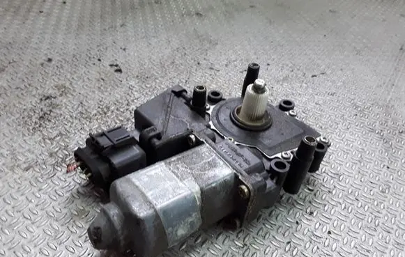 Audi A4 S4 B5 8D Rear door window regulator motor 0536001402