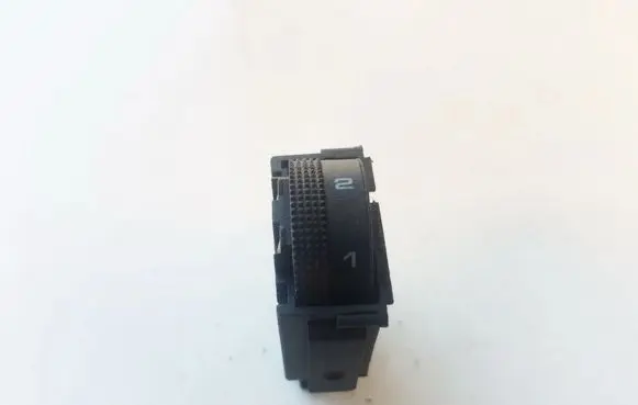 Volkswagen PASSAT B4 Headlight level height control switch 3A1941333 04050712