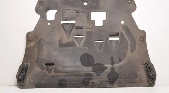 Volvo V60 Engine splash shield/under tray 31378306