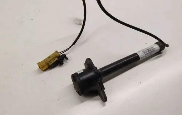 Mercedes-Benz ML W166 Bonnet Pedestrian Airbag Actuator A1669060002