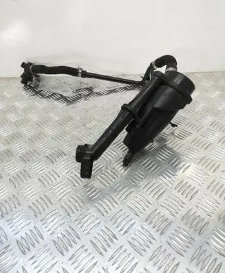 Opel Insignia A Oil breather separator 55575980 565581915 70367396