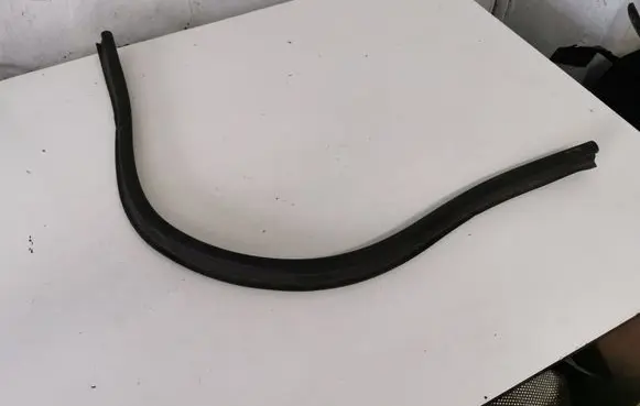Audi A6 C7 Engine compartment rubber 4G0823723