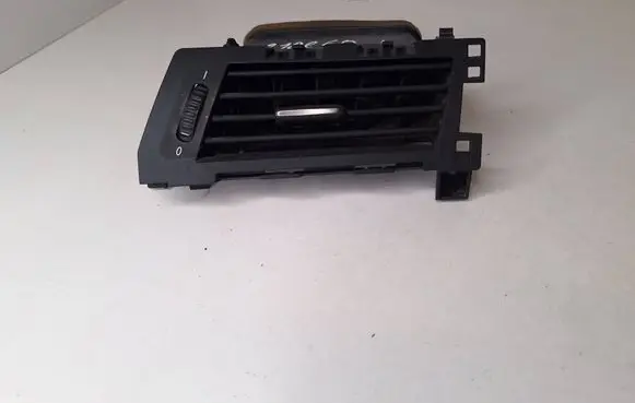 BMW 5 E60 E61 Dashboard side air vent grill/cover trim 6949303