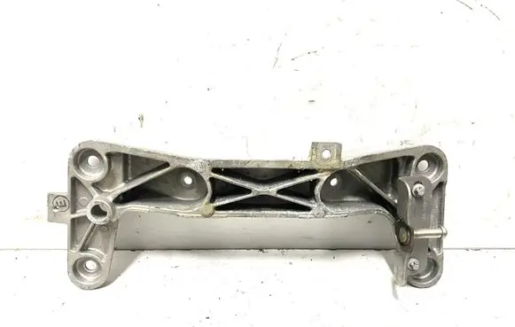 BMW M4 F82 F83 Gearbox mounting bracket 6796611