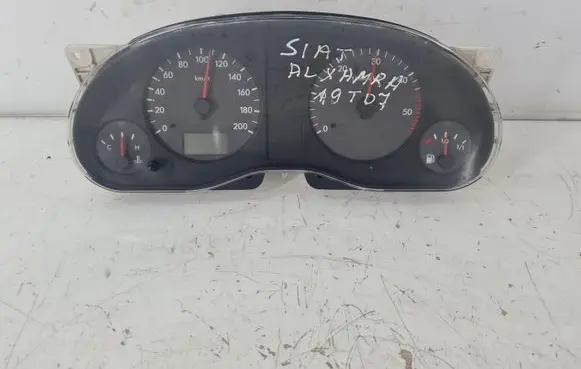 Seat Alhambra (Mk1) Speedometer (instrument cluster) 7M0920801J