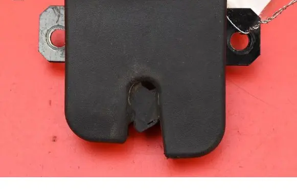Volkswagen Caddy Tailgate/trunk/boot lock/catch/latch 2K5827505