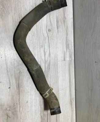 Mitsubishi Pajero Engine coolant pipe/hose