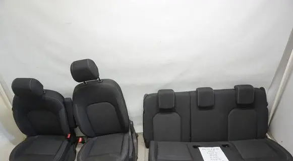 Dacia Duster II Seat set 