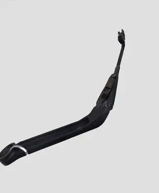 Nissan X-Trail T30 Rear wiper blade arm